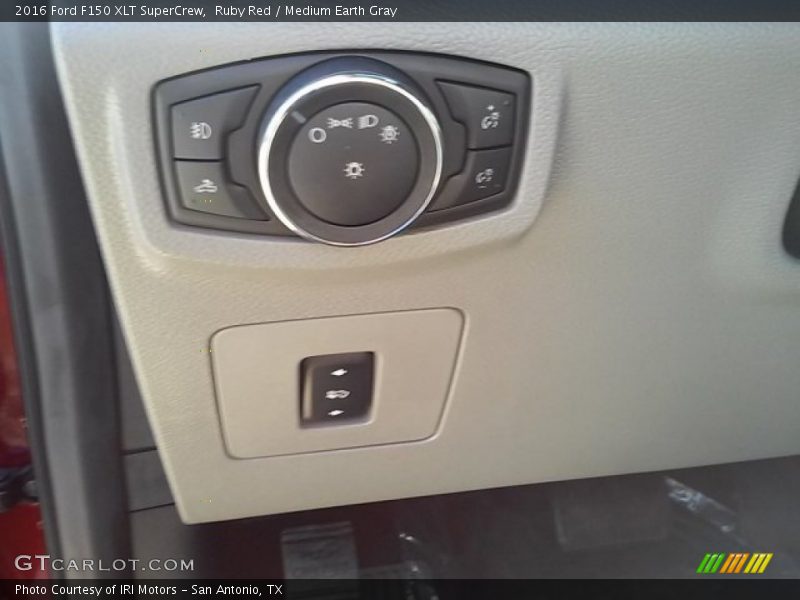 Ruby Red / Medium Earth Gray 2016 Ford F150 XLT SuperCrew