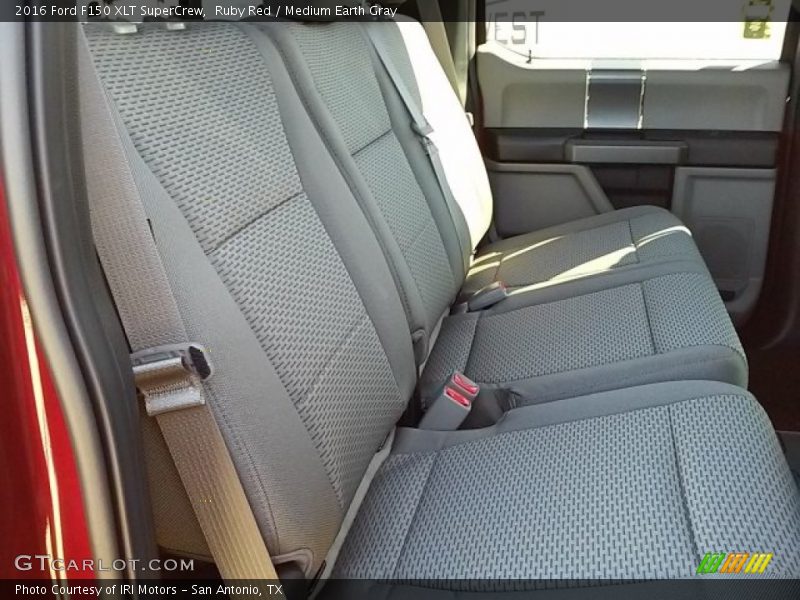 Ruby Red / Medium Earth Gray 2016 Ford F150 XLT SuperCrew
