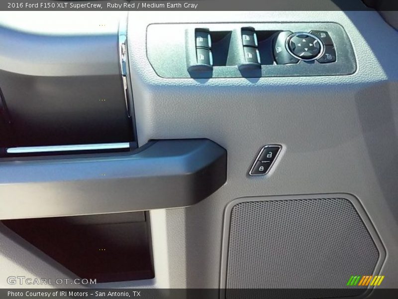 Ruby Red / Medium Earth Gray 2016 Ford F150 XLT SuperCrew