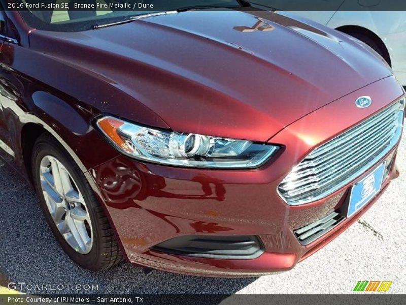 Bronze Fire Metallic / Dune 2016 Ford Fusion SE