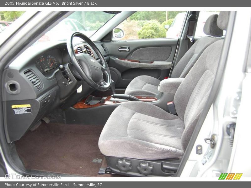 Bright Silver / Black 2005 Hyundai Sonata GLS V6