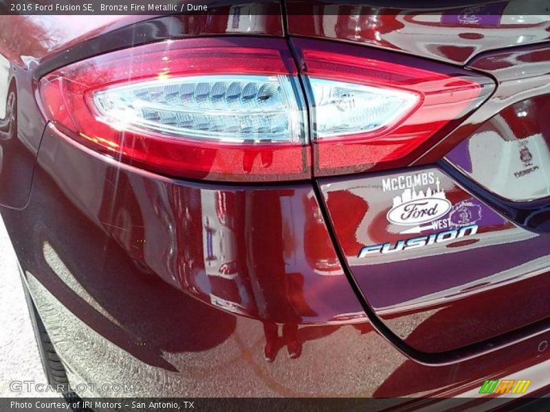 Bronze Fire Metallic / Dune 2016 Ford Fusion SE