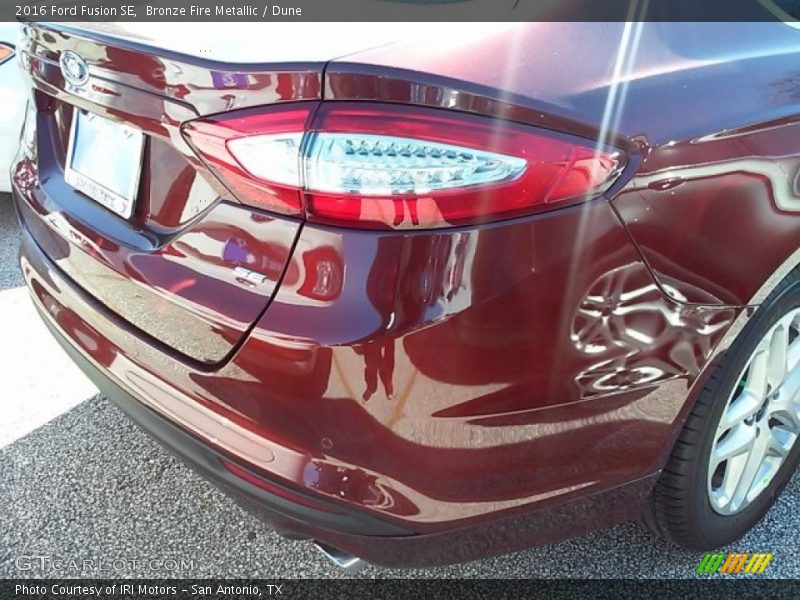 Bronze Fire Metallic / Dune 2016 Ford Fusion SE