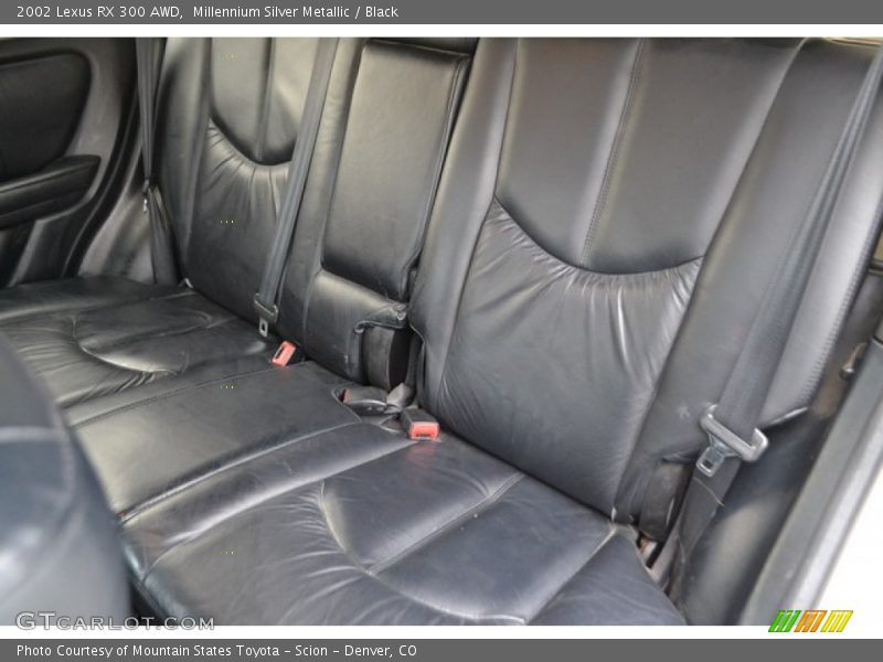 Millennium Silver Metallic / Black 2002 Lexus RX 300 AWD