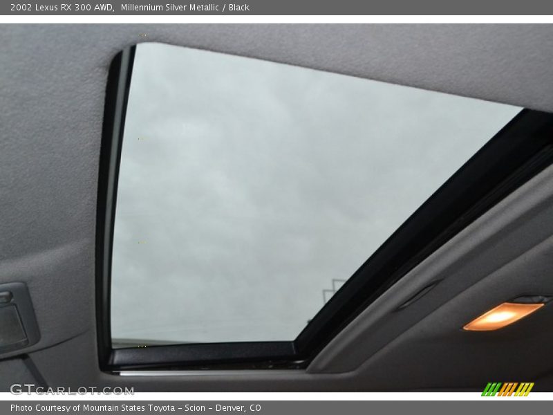 Millennium Silver Metallic / Black 2002 Lexus RX 300 AWD