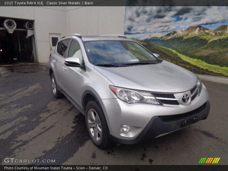 Front 3/4 View of 2015 RAV4 XLE