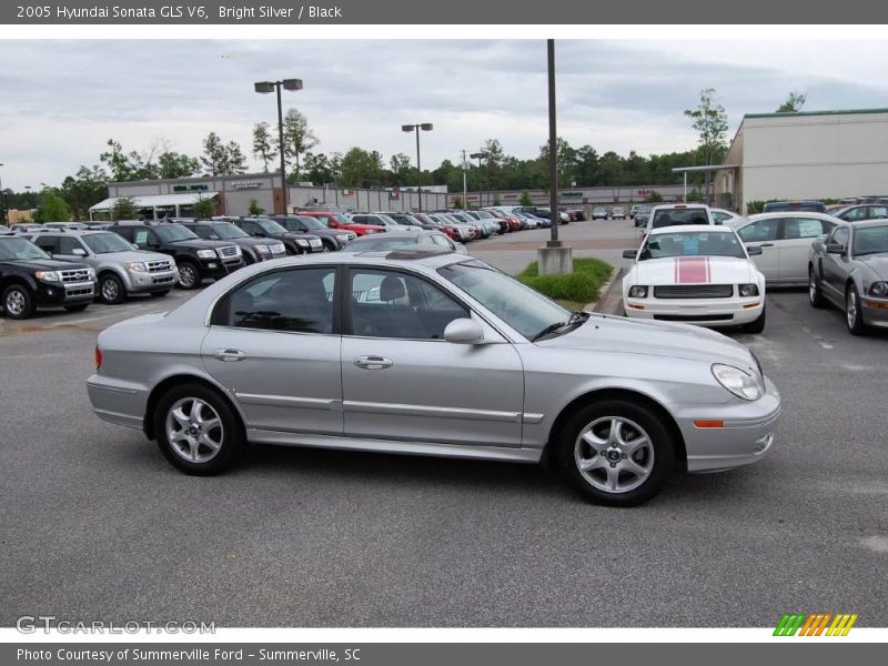 Bright Silver / Black 2005 Hyundai Sonata GLS V6