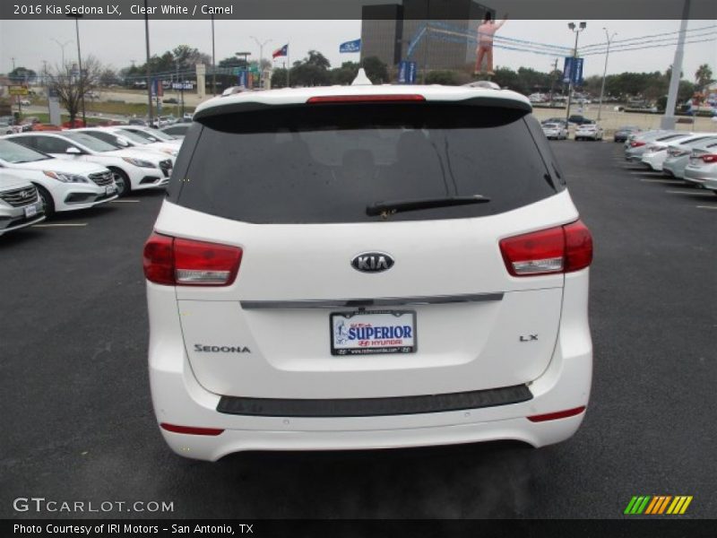 Clear White / Camel 2016 Kia Sedona LX