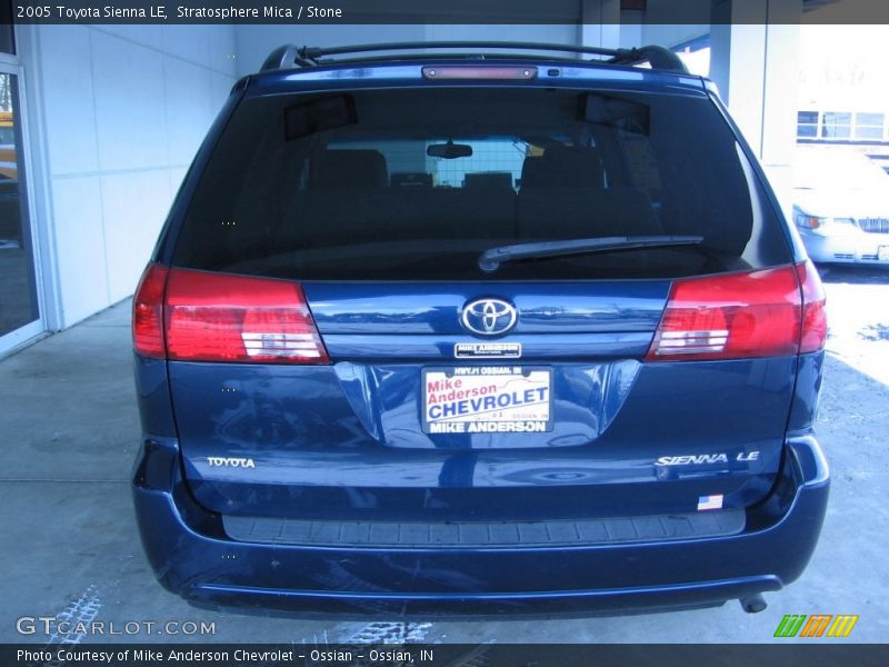 Stratosphere Mica / Stone 2005 Toyota Sienna LE