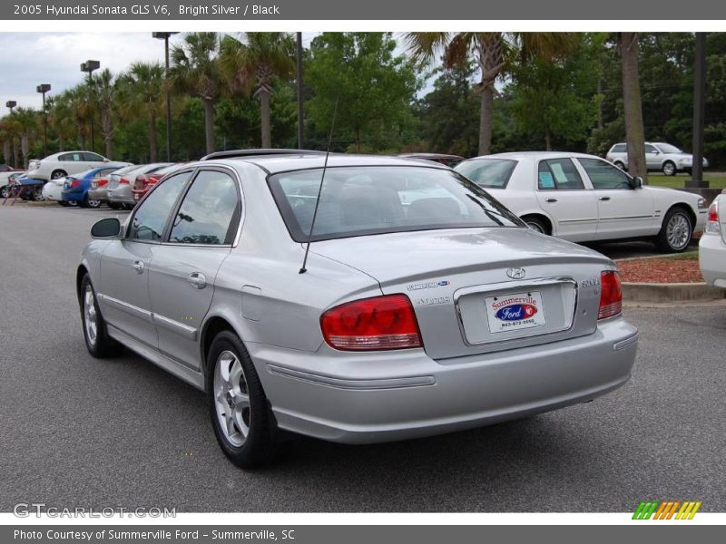 Bright Silver / Black 2005 Hyundai Sonata GLS V6