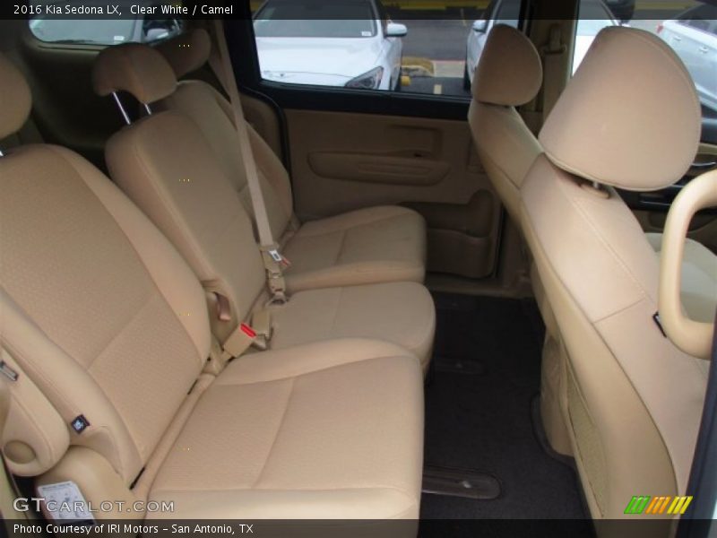 Clear White / Camel 2016 Kia Sedona LX