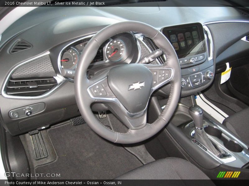 Dashboard of 2016 Malibu LT