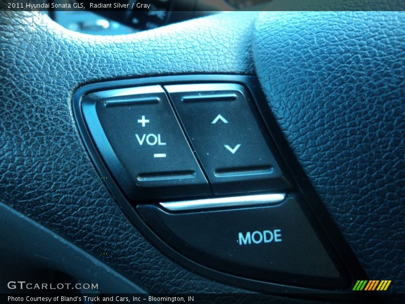 Radiant Silver / Gray 2011 Hyundai Sonata GLS