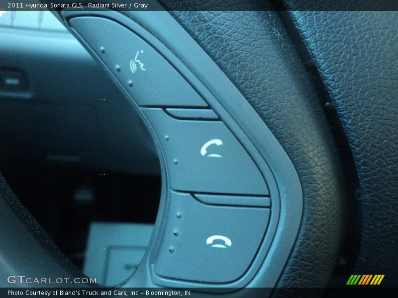 Radiant Silver / Gray 2011 Hyundai Sonata GLS