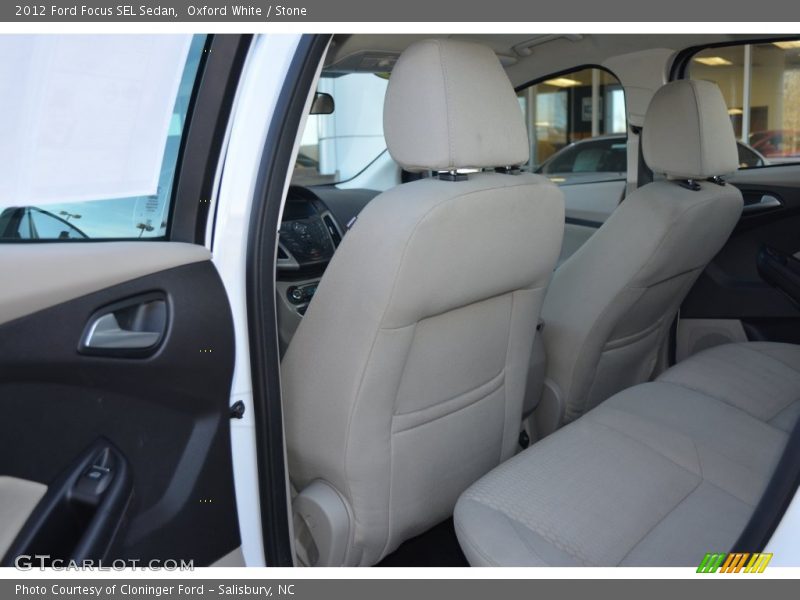 Oxford White / Stone 2012 Ford Focus SEL Sedan