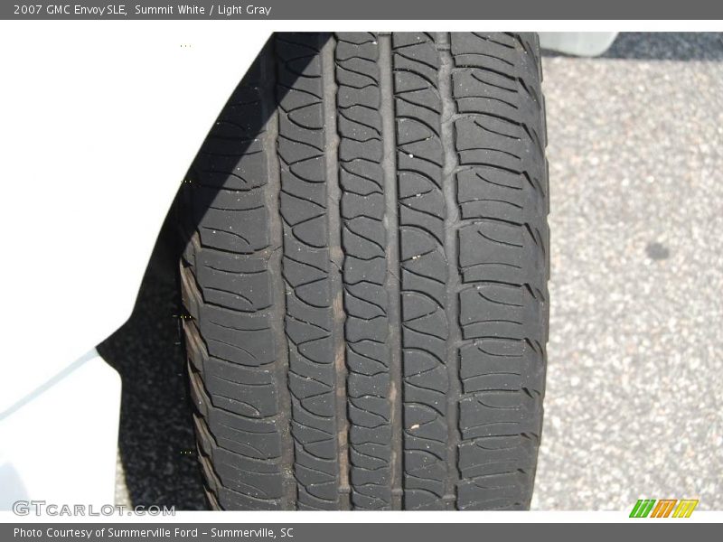 Summit White / Light Gray 2007 GMC Envoy SLE