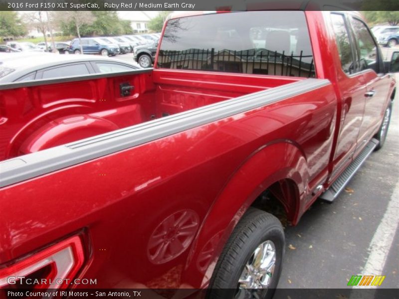Ruby Red / Medium Earth Gray 2016 Ford F150 XLT SuperCab