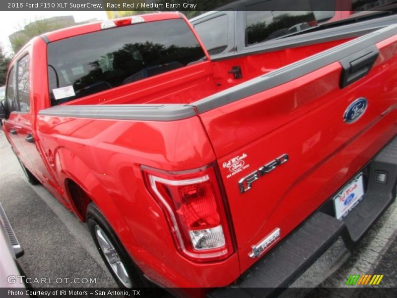Race Red / Medium Earth Gray 2016 Ford F150 XLT SuperCrew