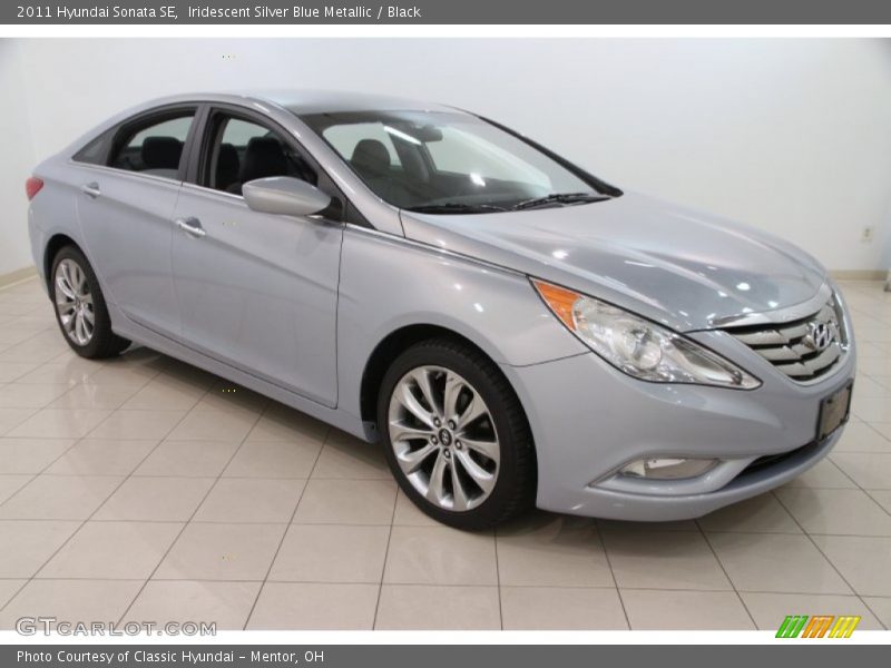 Iridescent Silver Blue Metallic / Black 2011 Hyundai Sonata SE