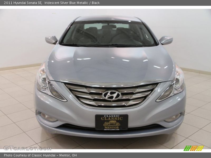 Iridescent Silver Blue Metallic / Black 2011 Hyundai Sonata SE