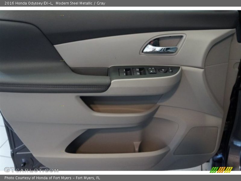 Modern Steel Metallic / Gray 2016 Honda Odyssey EX-L