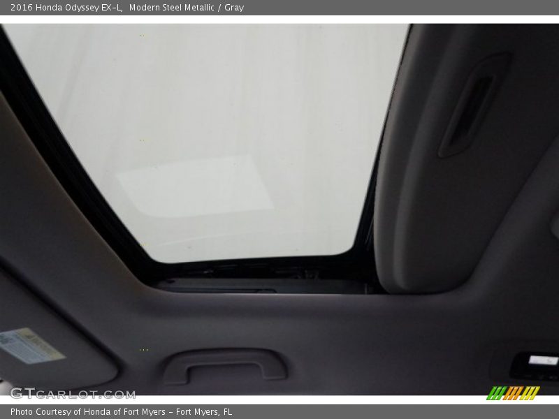 Modern Steel Metallic / Gray 2016 Honda Odyssey EX-L