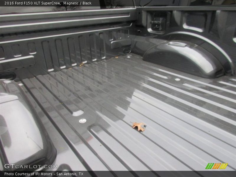 Magnetic / Black 2016 Ford F150 XLT SuperCrew