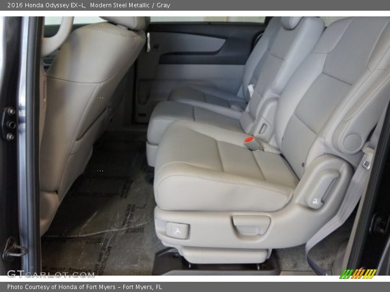 Modern Steel Metallic / Gray 2016 Honda Odyssey EX-L