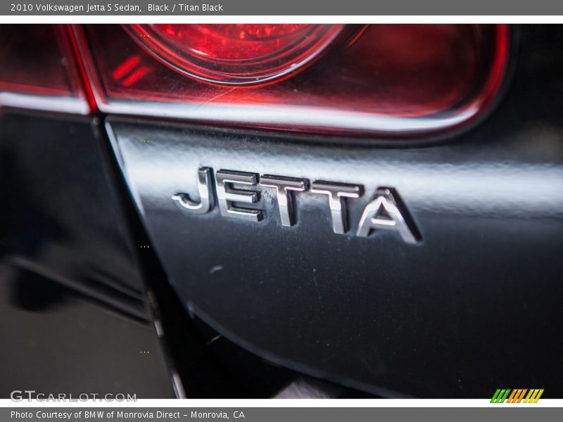 Black / Titan Black 2010 Volkswagen Jetta S Sedan