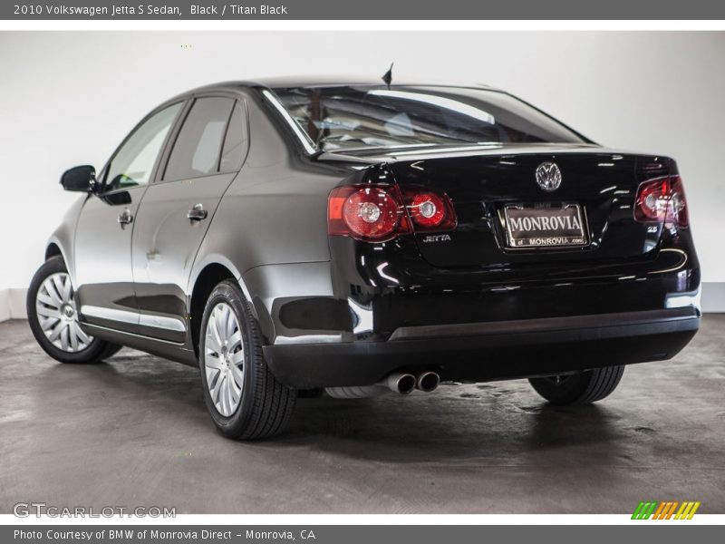 Black / Titan Black 2010 Volkswagen Jetta S Sedan