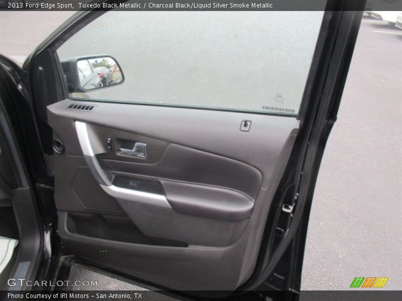 Tuxedo Black Metallic / Charcoal Black/Liquid Silver Smoke Metallic 2013 Ford Edge Sport