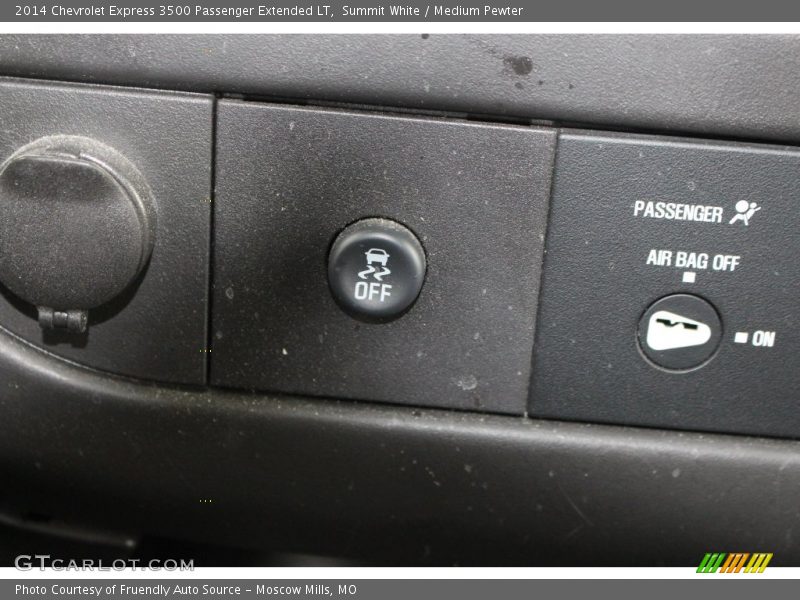 Summit White / Medium Pewter 2014 Chevrolet Express 3500 Passenger Extended LT