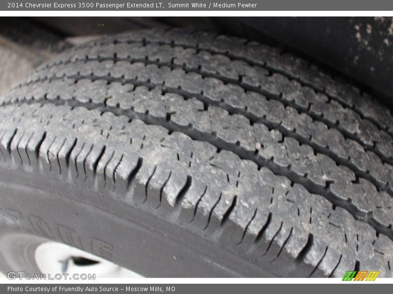 Summit White / Medium Pewter 2014 Chevrolet Express 3500 Passenger Extended LT