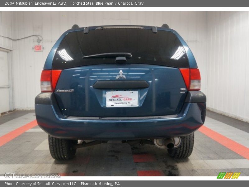 Torched Steel Blue Pearl / Charcoal Gray 2004 Mitsubishi Endeavor LS AWD