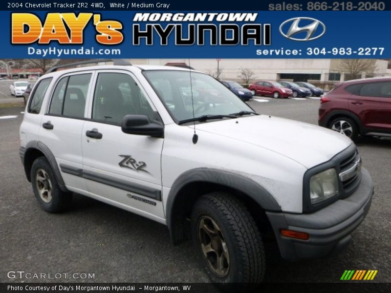 White / Medium Gray 2004 Chevrolet Tracker ZR2 4WD