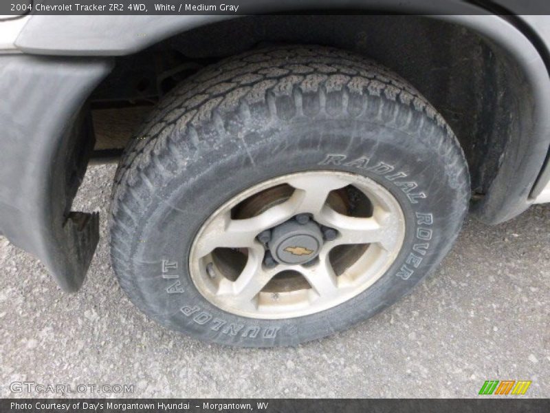 White / Medium Gray 2004 Chevrolet Tracker ZR2 4WD