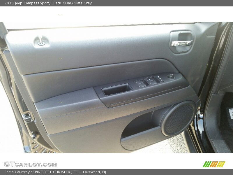 Black / Dark Slate Gray 2016 Jeep Compass Sport