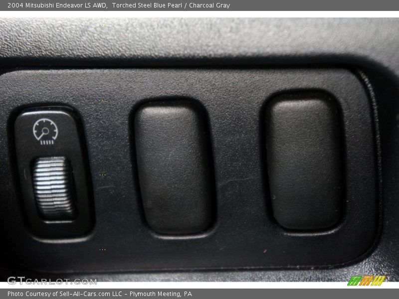 Torched Steel Blue Pearl / Charcoal Gray 2004 Mitsubishi Endeavor LS AWD
