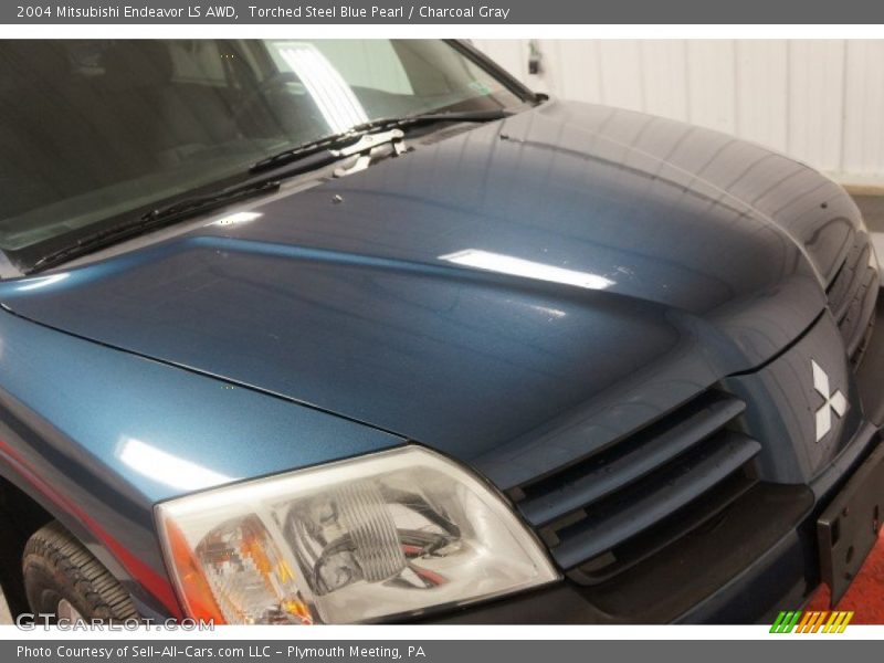 Torched Steel Blue Pearl / Charcoal Gray 2004 Mitsubishi Endeavor LS AWD
