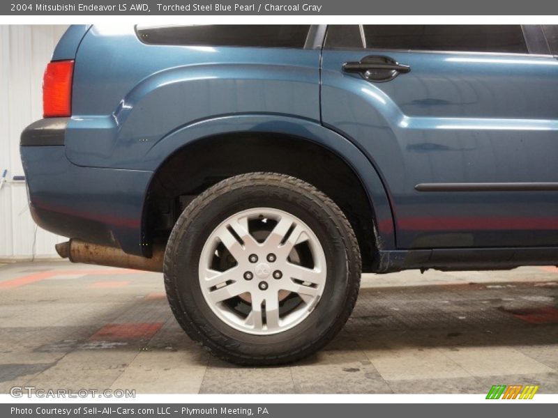 Torched Steel Blue Pearl / Charcoal Gray 2004 Mitsubishi Endeavor LS AWD