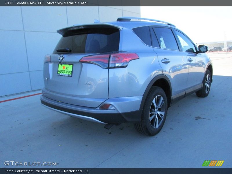 Silver Sky Metallic / Ash 2016 Toyota RAV4 XLE