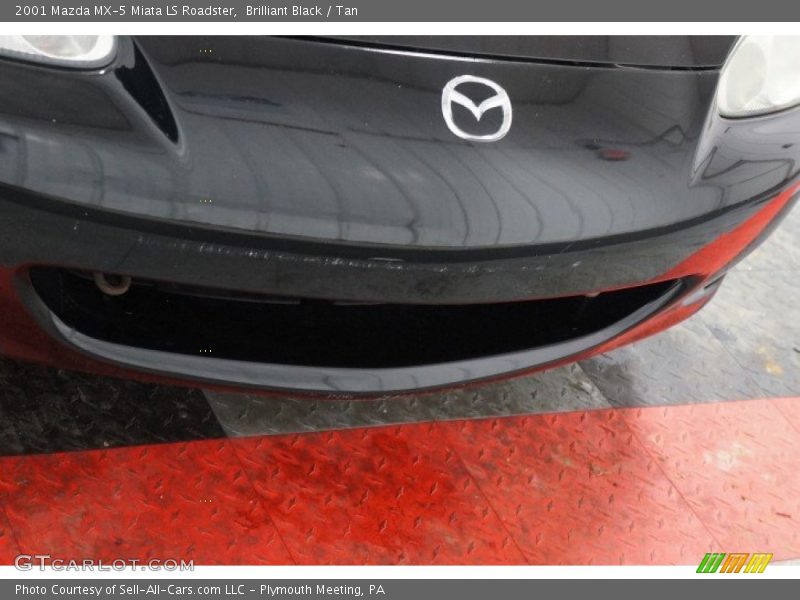 Brilliant Black / Tan 2001 Mazda MX-5 Miata LS Roadster