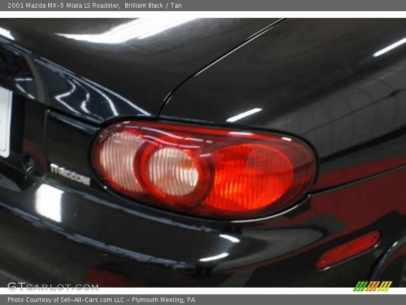 Brilliant Black / Tan 2001 Mazda MX-5 Miata LS Roadster