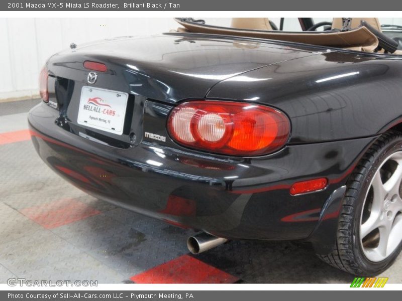 Brilliant Black / Tan 2001 Mazda MX-5 Miata LS Roadster