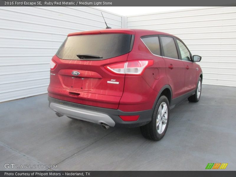 Ruby Red Metallic / Medium Light Stone 2016 Ford Escape SE