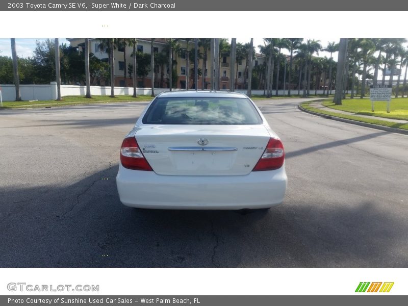 Super White / Dark Charcoal 2003 Toyota Camry SE V6