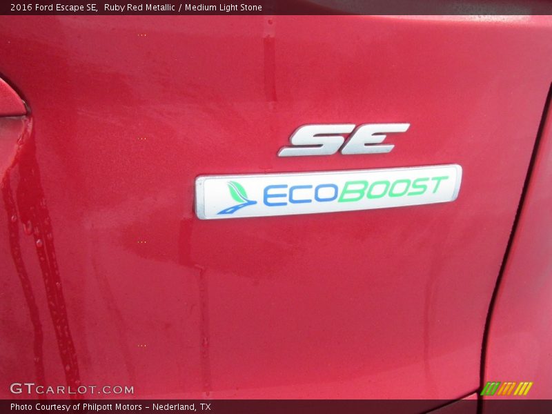 Ruby Red Metallic / Medium Light Stone 2016 Ford Escape SE
