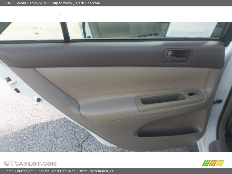 Super White / Dark Charcoal 2003 Toyota Camry SE V6