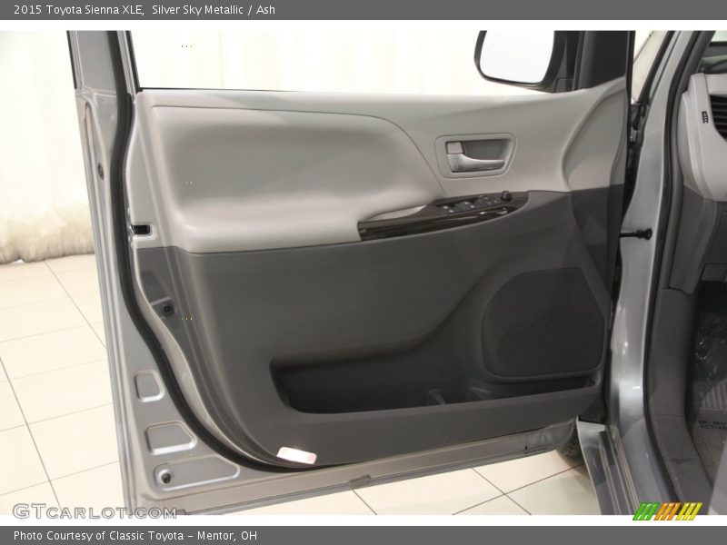 Silver Sky Metallic / Ash 2015 Toyota Sienna XLE