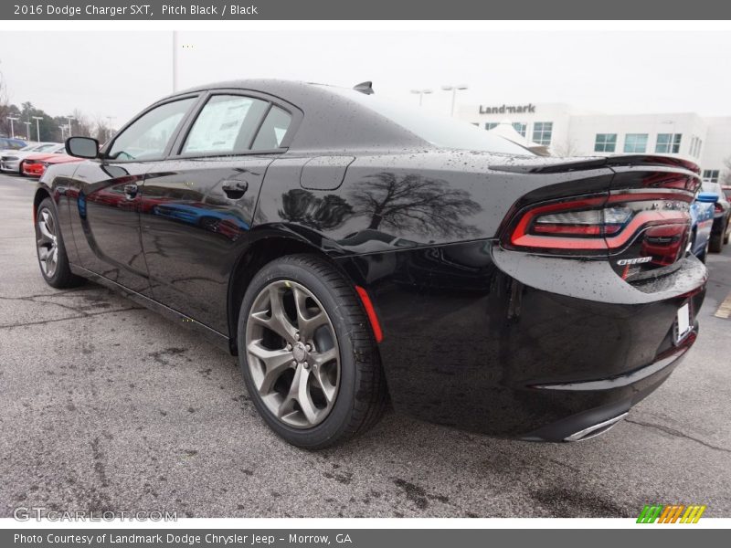 Pitch Black / Black 2016 Dodge Charger SXT